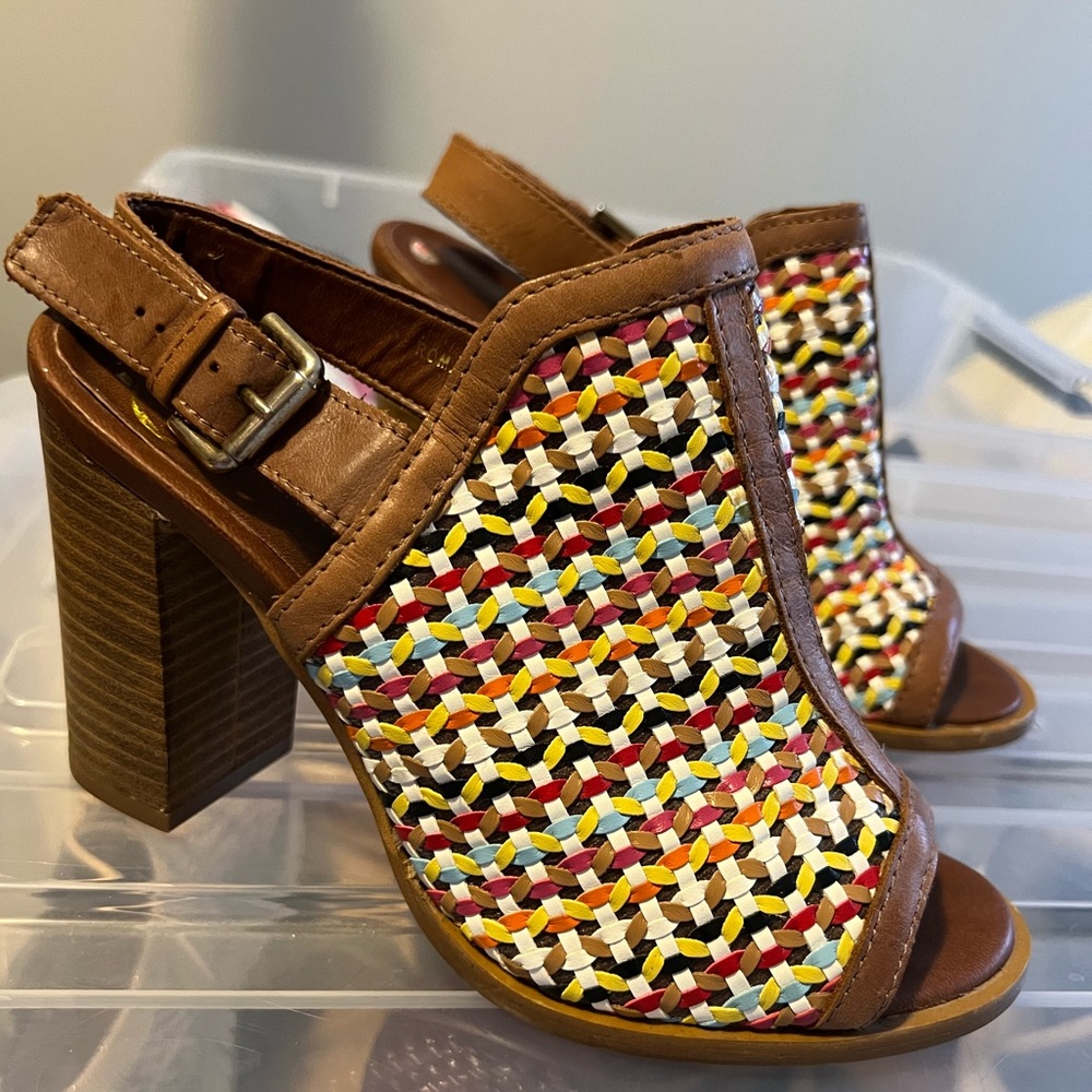 Worn once! House of Harlow 1960 Colorful Shoes!